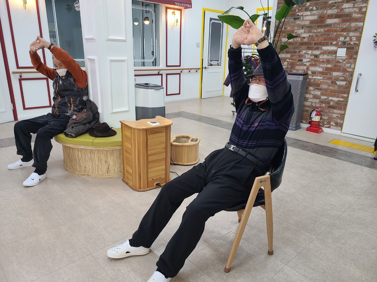 /user/d/dasanocs/editor/2212/6485f72ba021bf5844172ed644bf82d0_1671174624_0586.jpg 이미지크게보기