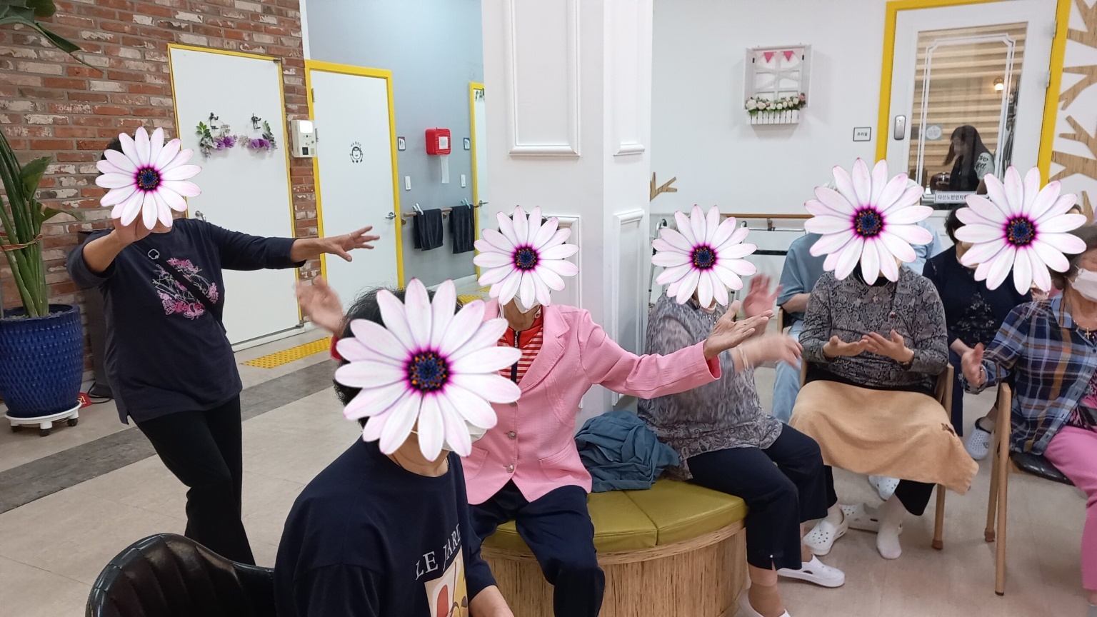 /user/d/dasanocs/editor/2309/1bcc8b994439d266e0174c6ea5a3df09_1695778073_6284.jpg 이미지크게보기