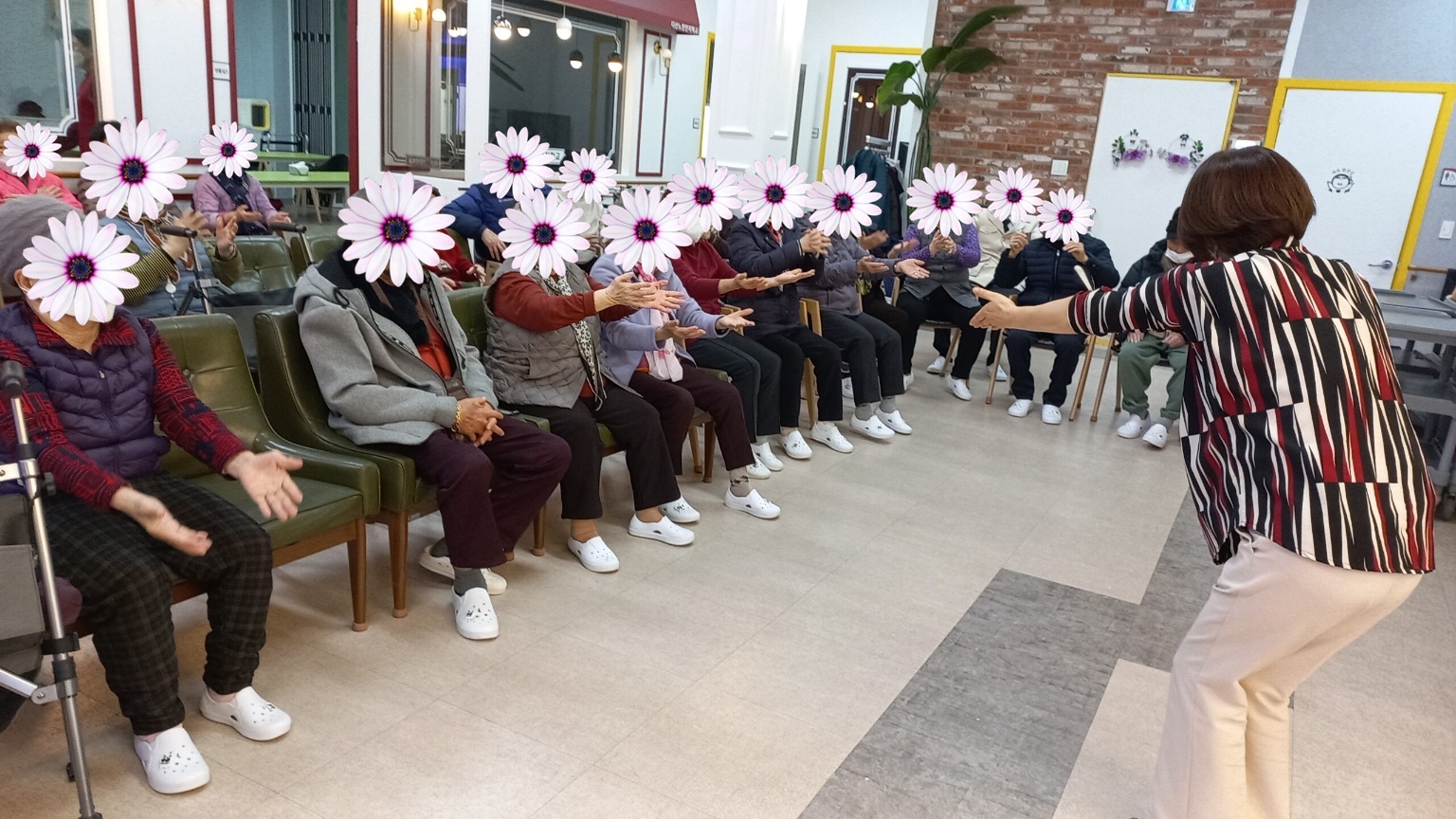 /user/d/dasanocs/editor/2311/88f5fc071191e4d7ca4090601391ba03_1701240319_0187.jpg 이미지크게보기