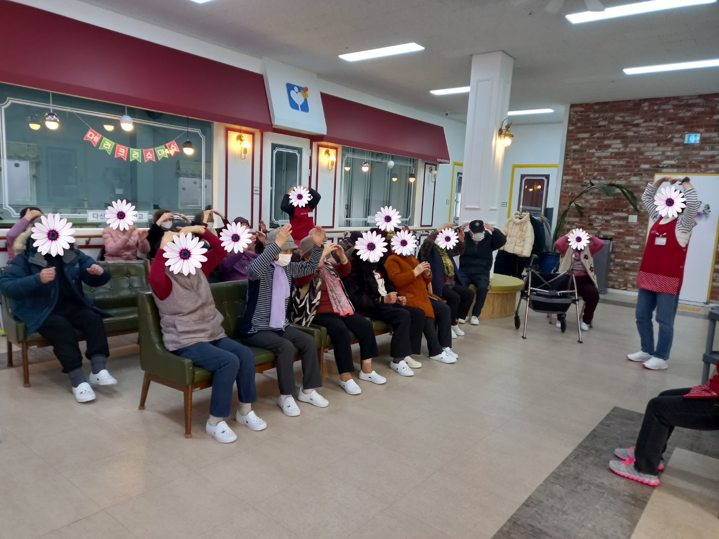 /user/d/dasanocs/editor/2312/cef4bf955a454de15aa3575071b09d40_1703135018_1251.jpg 이미지크게보기