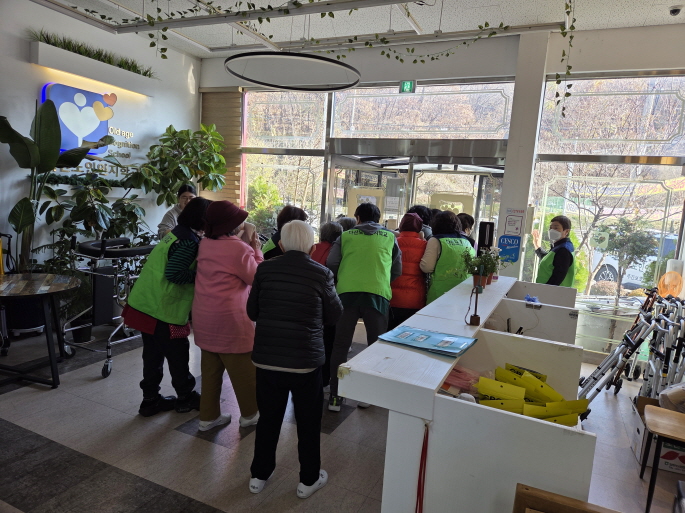 /user/d/dasanocs/editor/2511/dc72c53722be746cc0b39bad3a3d968f_1763976702_2764.jpg 이미지크게보기